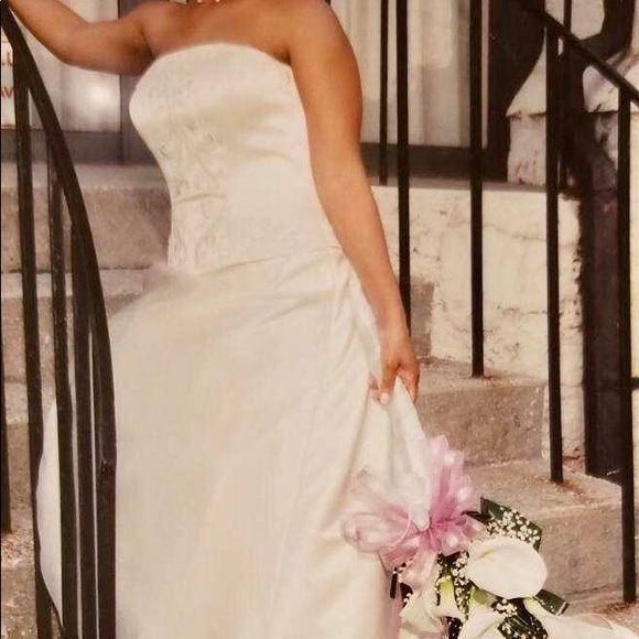Oleg Cassini Dresses & Skirts - Wedding Dress